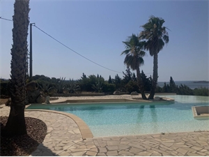propriete à la vente -   11100  NARBONNE, surface 275 m2 vente propriete - UBI478920683